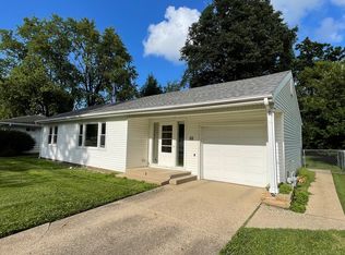 808 S Victor St, Champaign, IL 61821