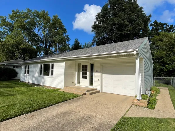 808 S Victor St, Champaign, IL 61821