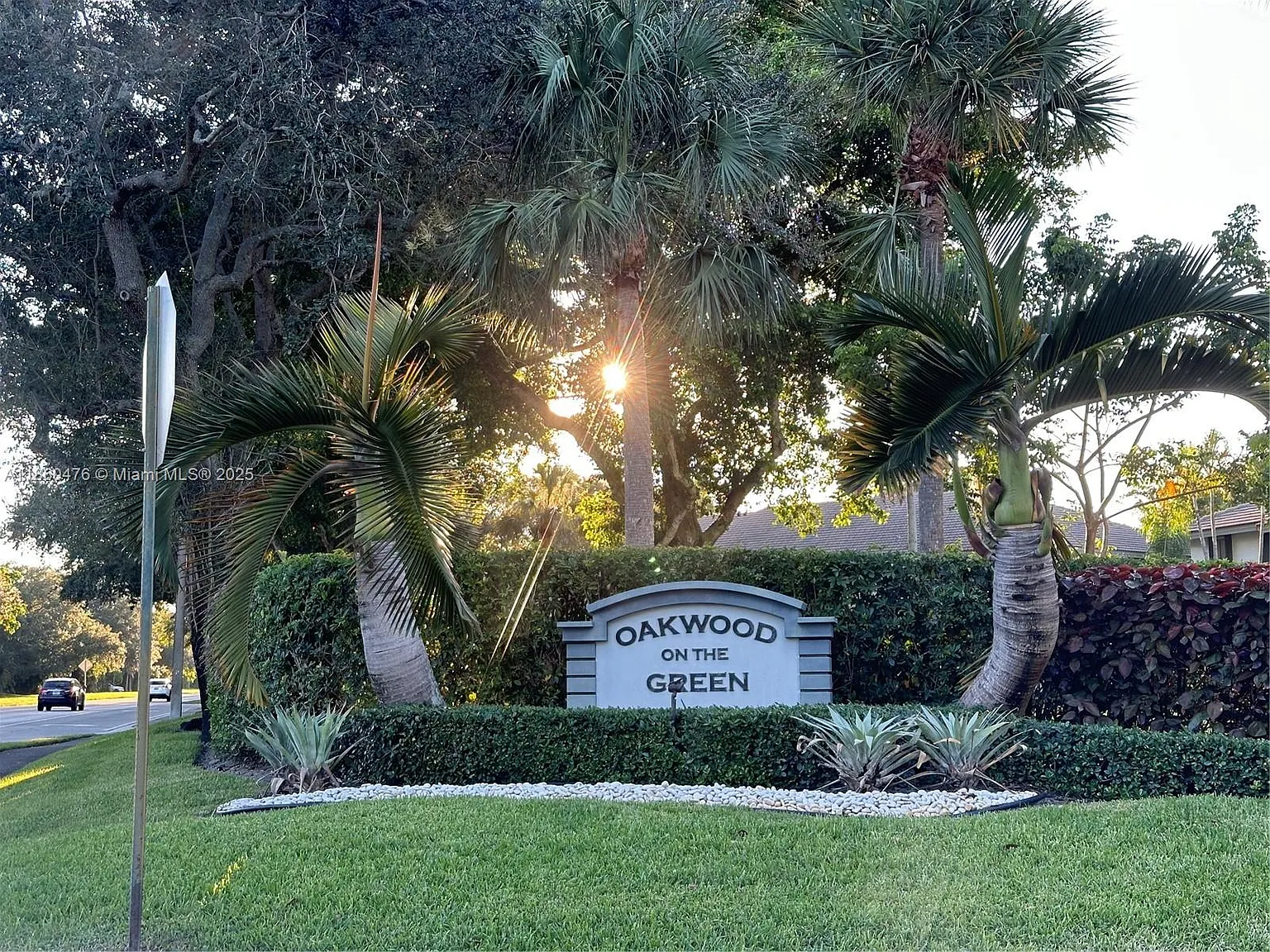 3 bed, 1280 sqft, $2,800 — Photo 1