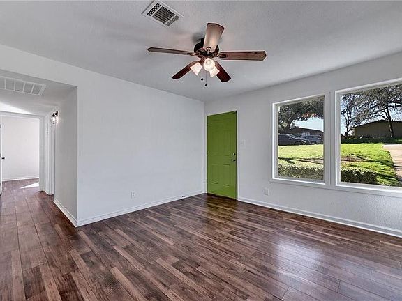 5th image of 410 Philco Dr