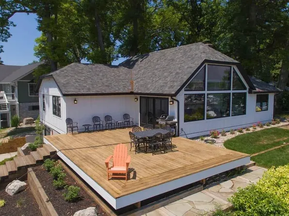 119 South St, South Haven, MI 49090