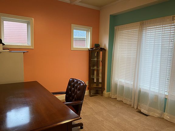 3rd image of 2238 Fairfax Dr