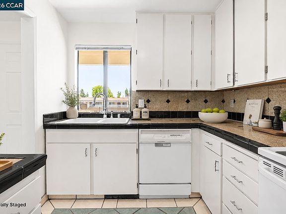 3rd image of 1790 Ellis St APT 28