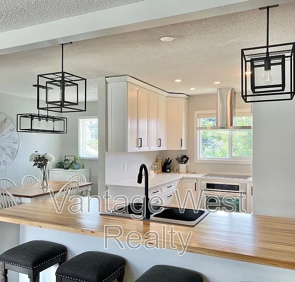 210A Dell Rd — Photo 1