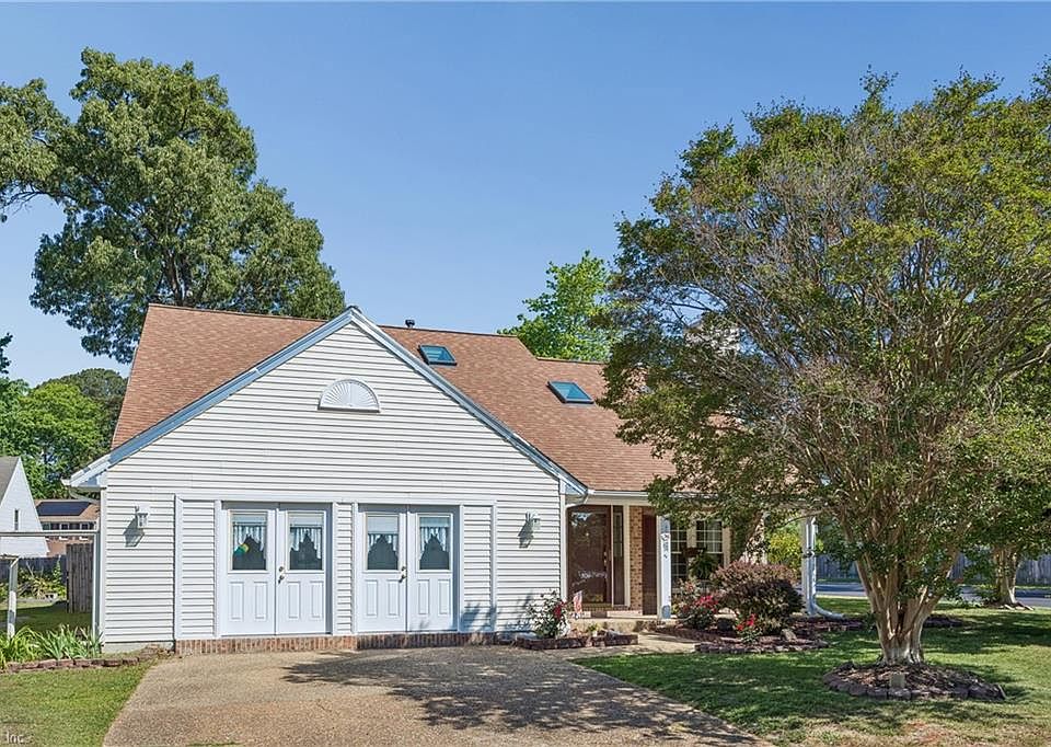 1st image of 867 Belvoir Cir