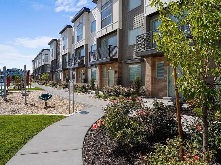 Vaseo Townhomes — Photo 51
