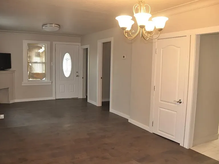 2809 W Short Pl — Photo 11