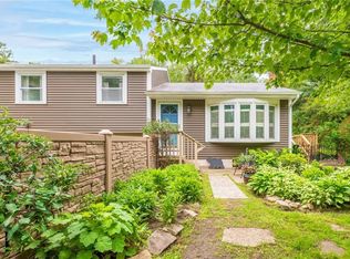 860 Centerville Rd, Warwick, RI 02886