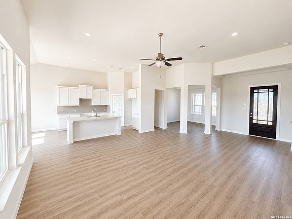 5th image of 1603 Vista View Drive
