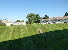 5th image of 637 Fox Hollow Dr
