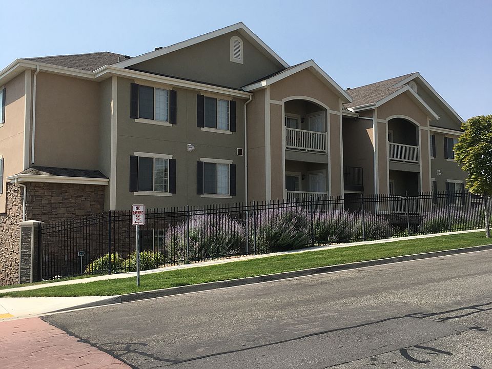 1st image of 108 W Spring Hill Way #903