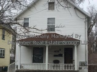 408 1/2 W Willow St, Lansing, MI 48906