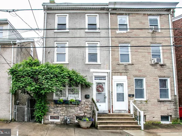 122 2nd St, Bridgeport, PA 19405