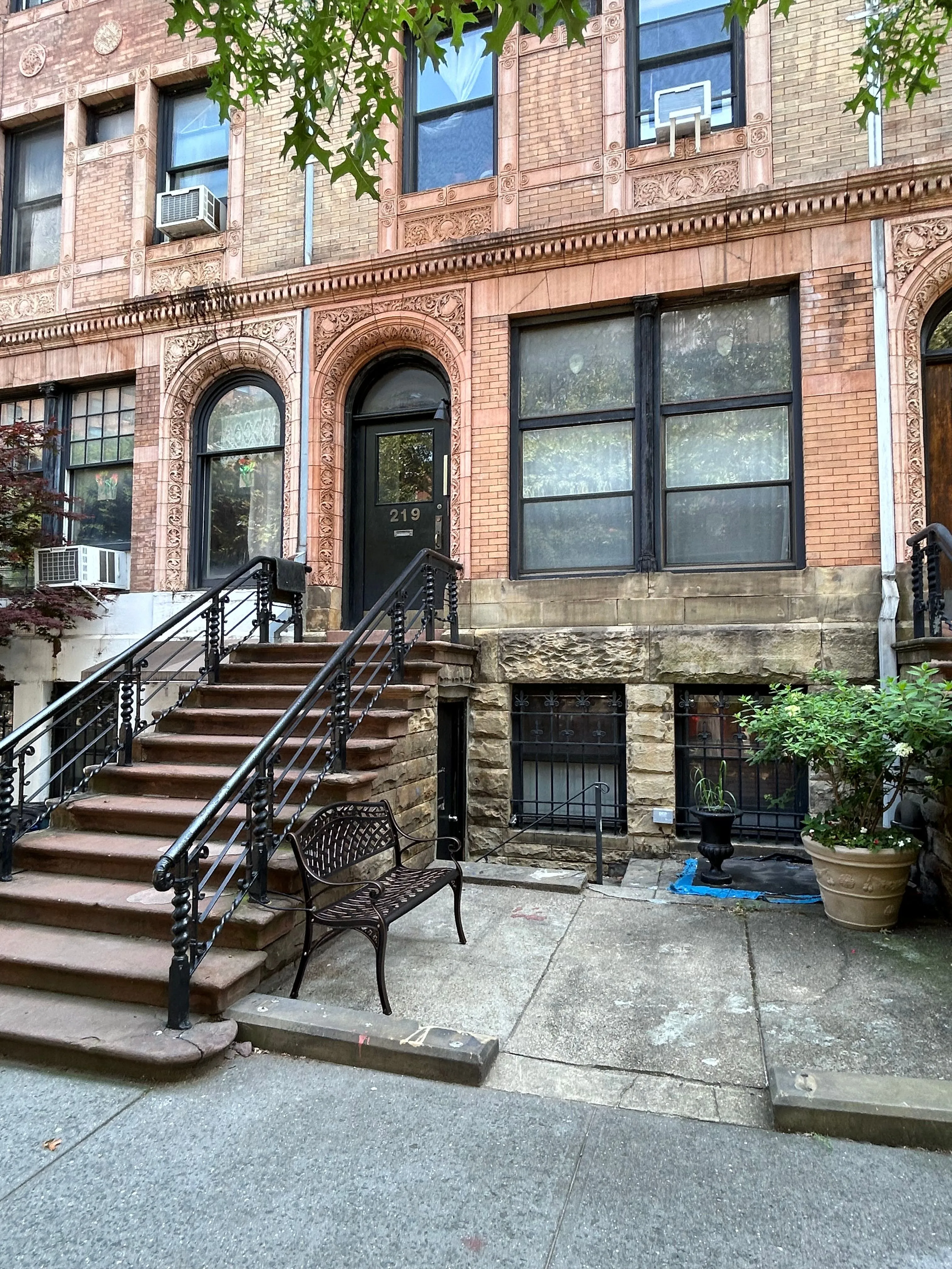 219 Clinton Avenue #1R in Clinton Hill, Brooklyn | StreetEasy
