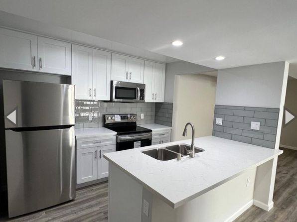 140 S Maple Dr APT 104