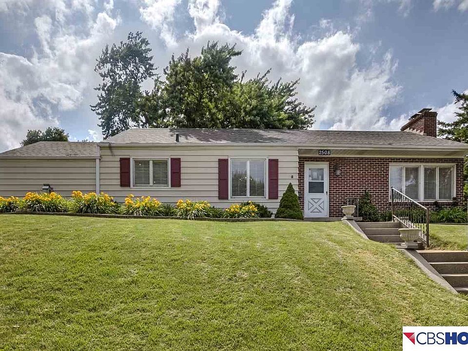 1st image of 2508 S 42nd St