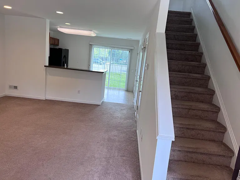 8388 Saylor Ct — Photo 13