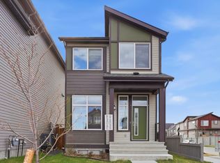 17364 2nd St NE, Edmonton, AB T5Y 3K6