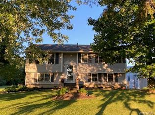 4267 E Shelby Rd, Medina, NY 14103