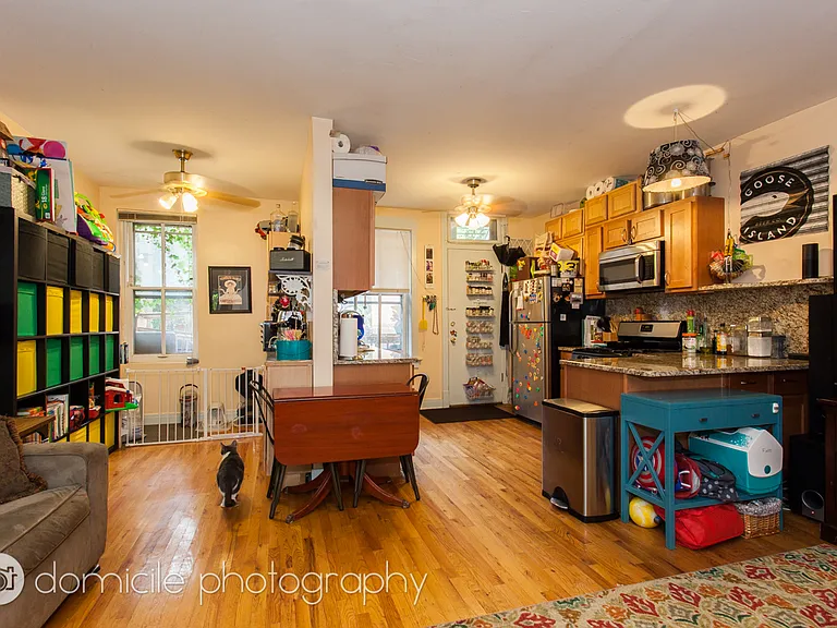 1533 W Leland Ave #1E — Photo 6