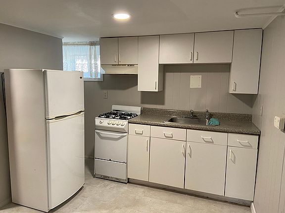 5th image of 49 McKinley Ave
