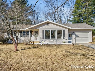 704 Cherry Ave, Big Rapids, MI, 49307
