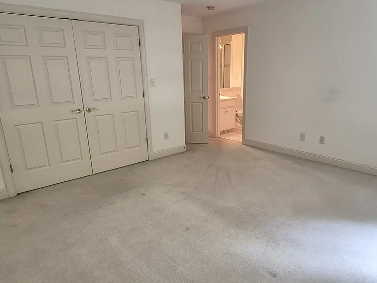 4413 Turnberry Cir — Photo 22