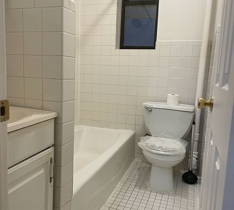 5th image of 2307 32nd St #2C
