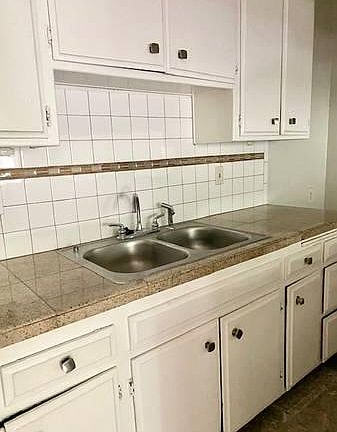 3rd image of 6164 Aldama St APT 4
