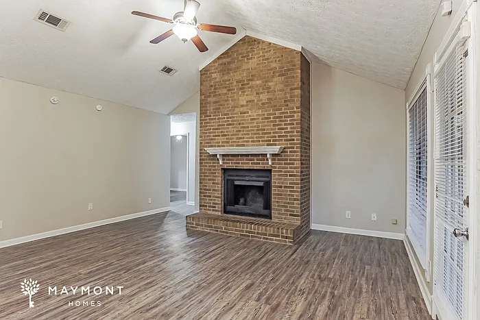 6036 Oldcastle Pl — Photo 4