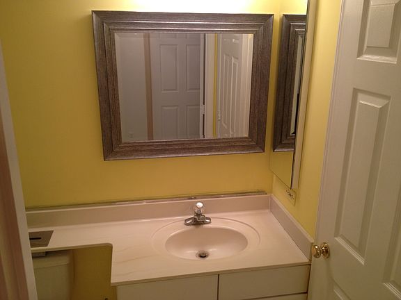 4th image of 1045 N Utah St #2213