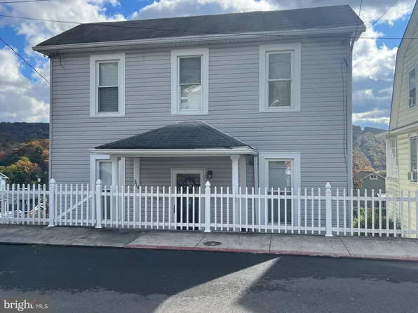 314 Walnut St, Westernport, MD 21562