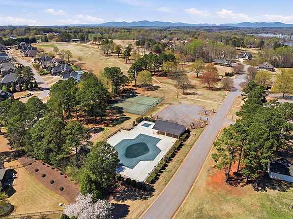 4th image of 515 Willbrook Ct