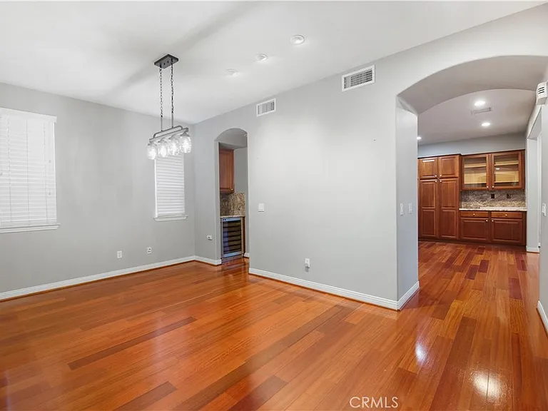 1 Bower Ln — Photo 7