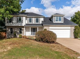 4200 Belmont Rd, Bettendorf, IA 52722