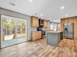 81 Lee Ann Ln, Defuniak Springs, FL 32433