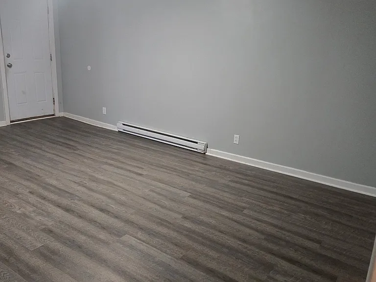 5810 Lincoln Ave — Photo 1