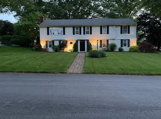 157 Red Chimney Dr, Warwick, RI 02886