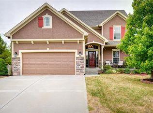 11204 N Manchester Ave, Kansas City, MO 64157