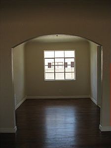 5th image of 1509 N Union Ave
