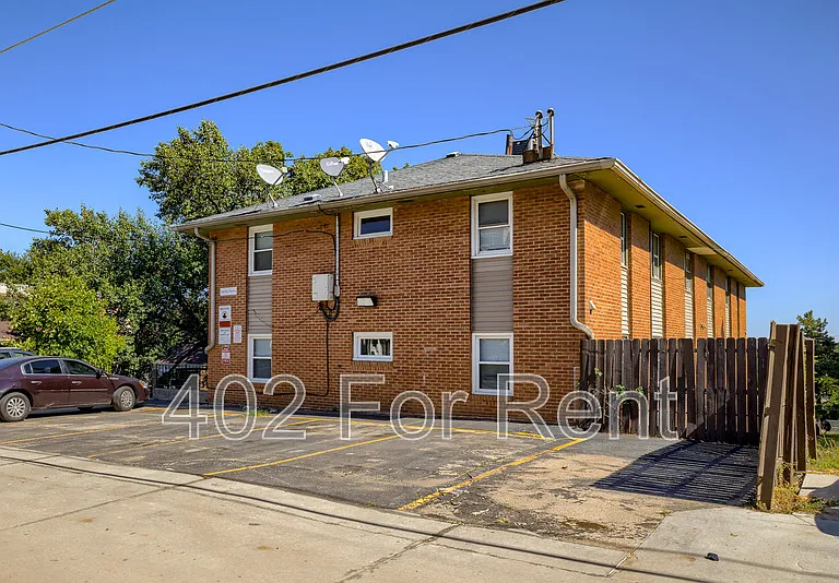 1008 S 29th St #4 — Photo 17