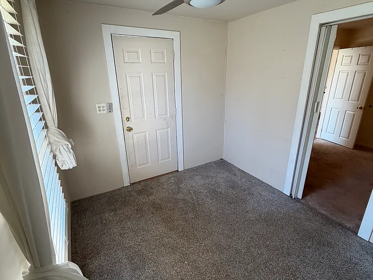 4987 Kingston St — Photo 5