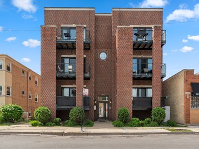 5907 W Montrose Ave APT 1E, Chicago, IL, 60634