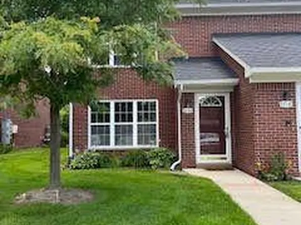 33536 Utica Rd #11, Fraser, MI 48026