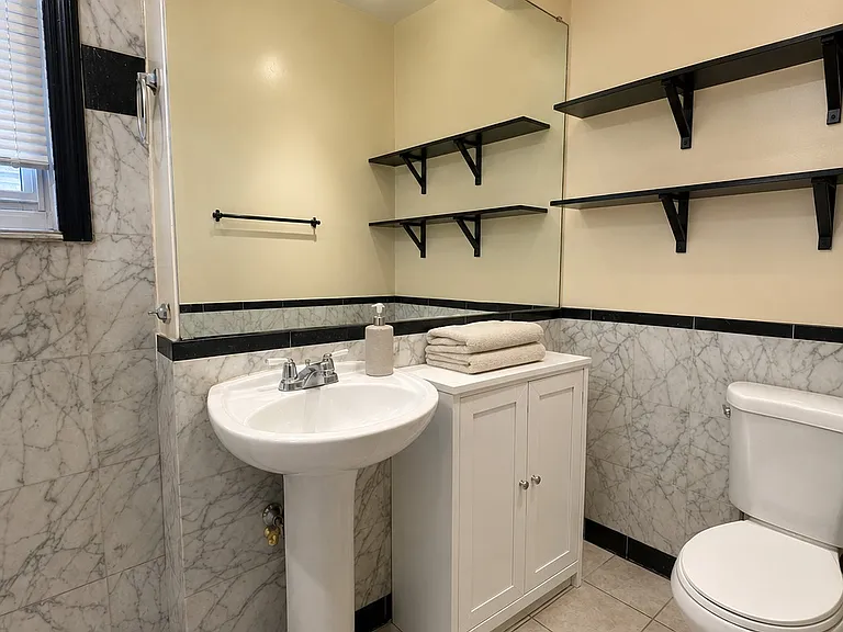 54 Park Vale Ave #9 — Photo 8