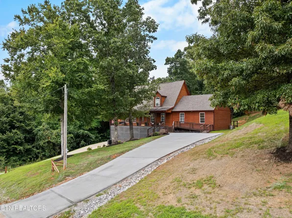 103 Pinnacle Pointe Way, Sharps Chapel, TN 37866