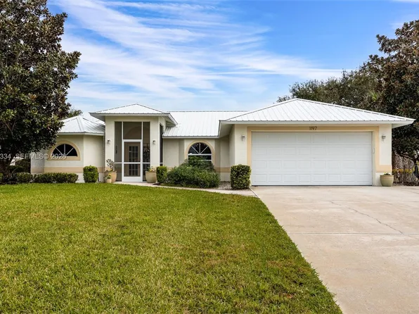 1197 April Ave, Labelle, FL 33935