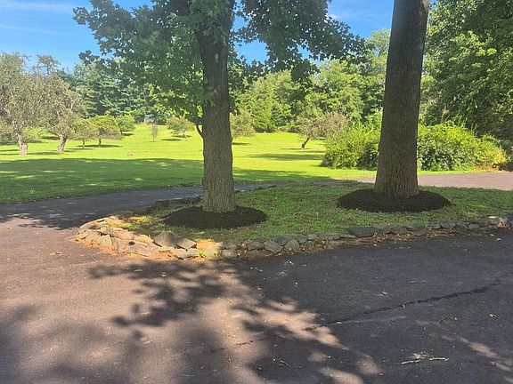 4th image of 1305 Twining Rd