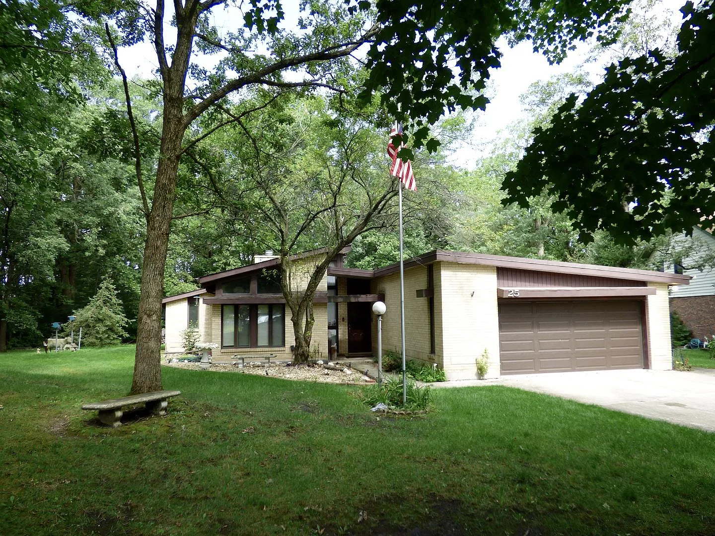 25 Arthur Ct photo 1