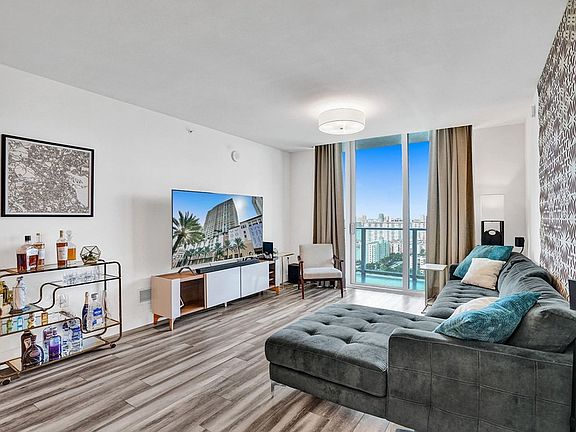 2nd image of 300330 Sunny Isles Blvd #2503